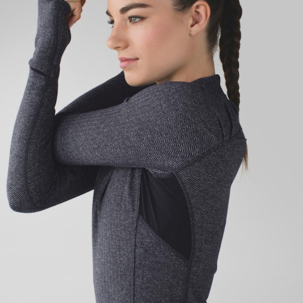 Lululemon Think Fast Long SleeveHeathered Herringbone Heathered Black/Gray Sz 8